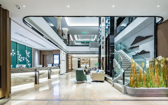 Atour Hotel Jinan Shuangshan Street Baimaiquan Park