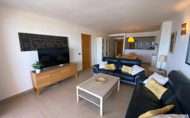 Albamar frontline Beach apartment 3 bedrooms