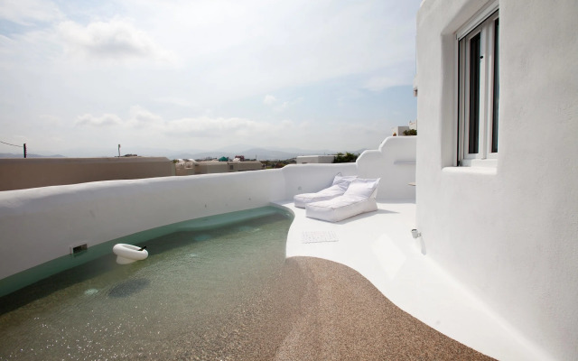 Golden Sun Hotel
