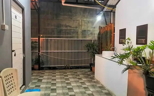 Backpack Hostel Kohyaoyai