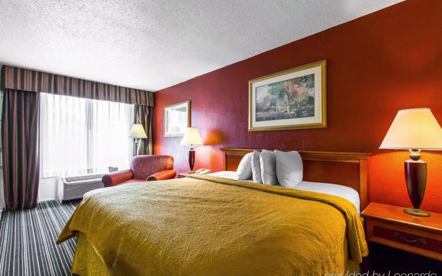 Motel 6 Opelika, AL