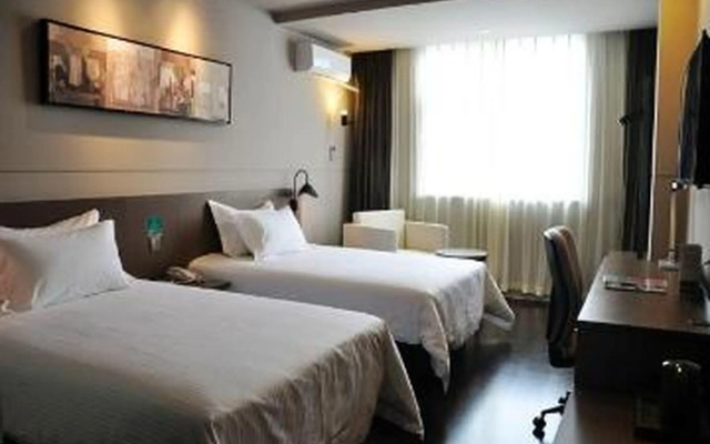 Jinjiang Inn Select East Jianguo Road Xuzhou – Guest Rooms – Xuzhou