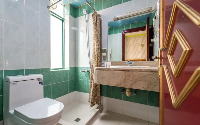 Golden Sea Hotel by OYO Rooms