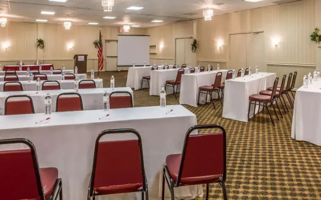 Ramada Triangle/Quantico