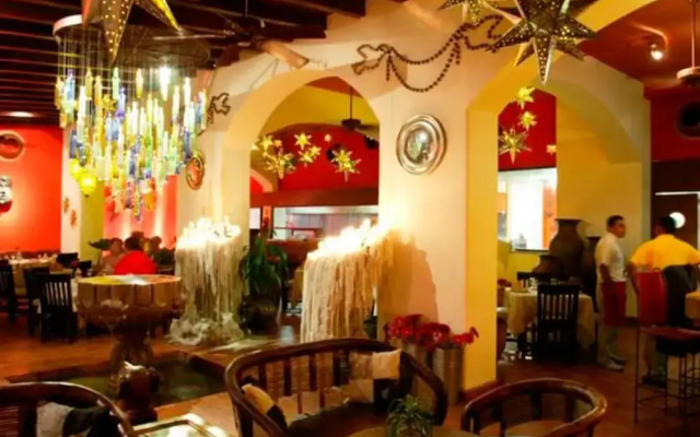 Beautiful Studio JR Suite in Downtown Cabo
