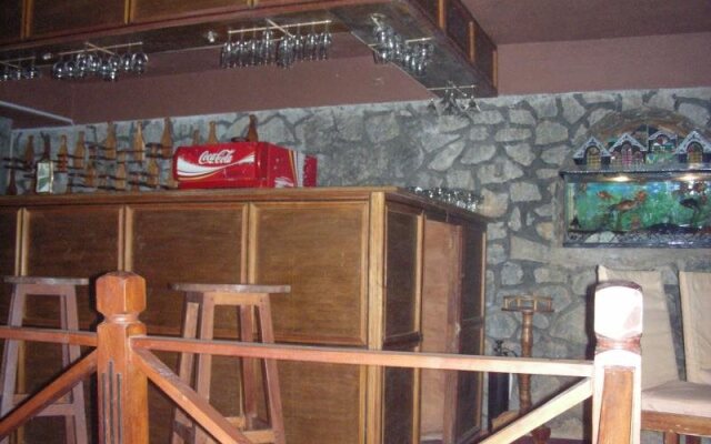 Hotel Silver Falls