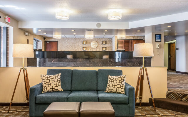 Comfort Inn Grand Rapids Airport