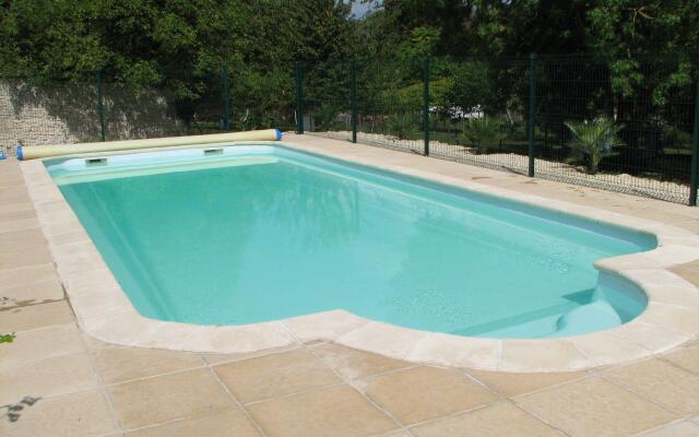 Modern Apartment in Segonzac with Swimming Pool