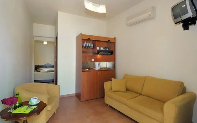 Enalion Hotel