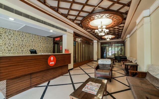 OYO 16061 Hotel Holly Hock