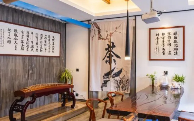 EZ Hotel (Ningbo Tianyi Square Town God's Temple Subway Station)