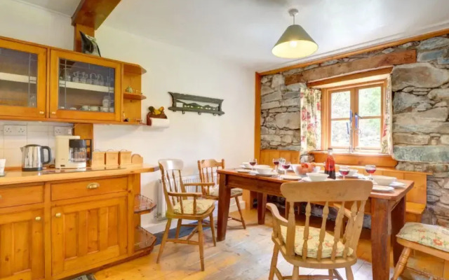 Holiday Home Ganllwyd