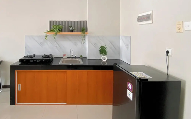 Well Designed 2Br At Nifarro Park Apartment