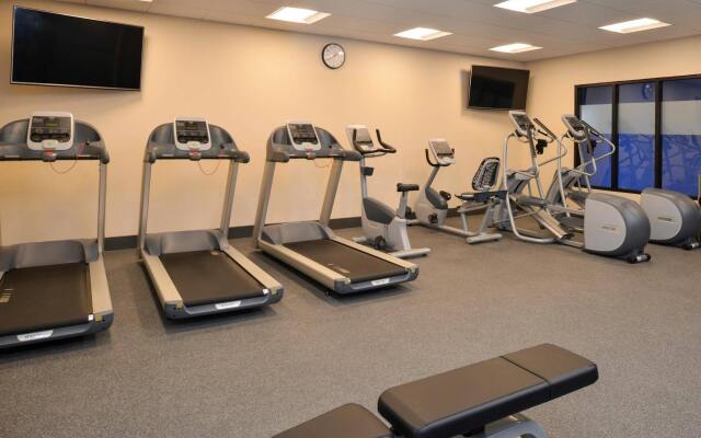 Hampton Inn & Suites Cincinnati-Mason