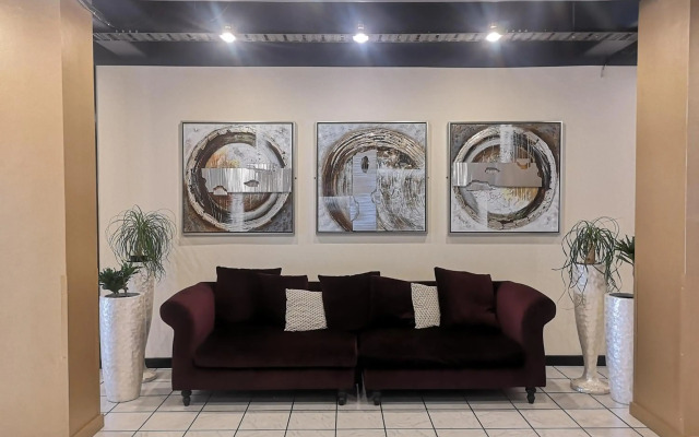 Kiwi International Hotel