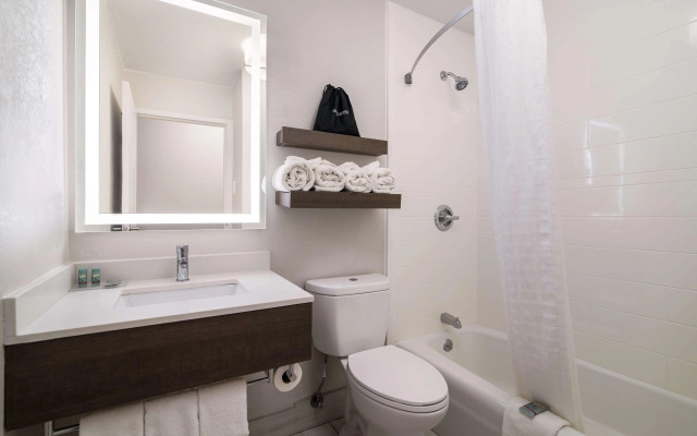 Best Western Plymouth Inn-White Mountains