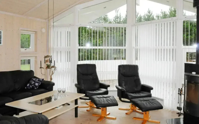 6 Person Holiday Home in Oksbol-by Traum