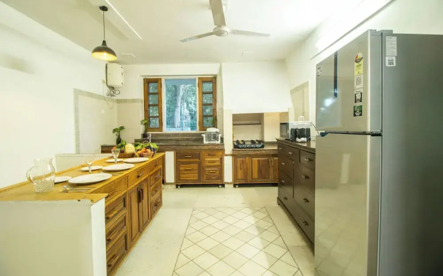 Opulent Antique 3br Villa in Gurugram