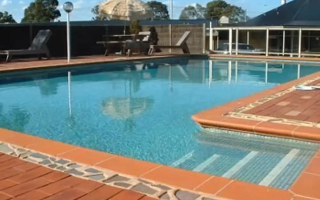 Bairnsdale Motor Inn