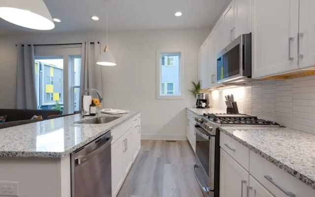 East Nash Double - 26 Beds Booking Fast