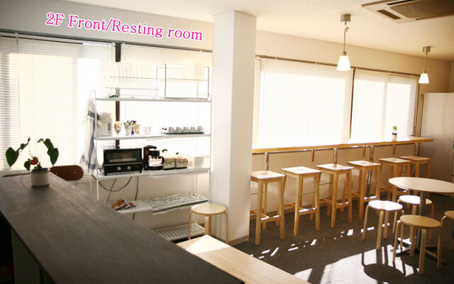 Well　Hostel Osaka