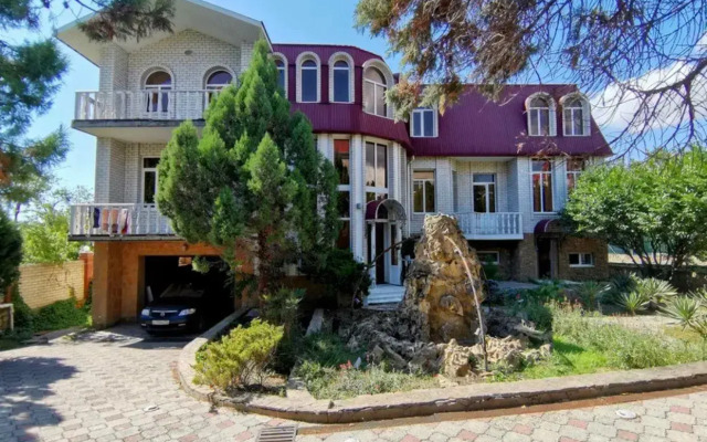 Masha House Guest Complex