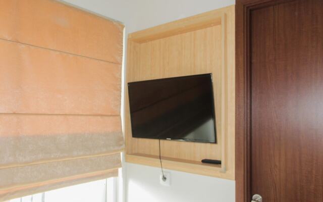 Unique and Fresh 2BR Parkland Avenue Apartment