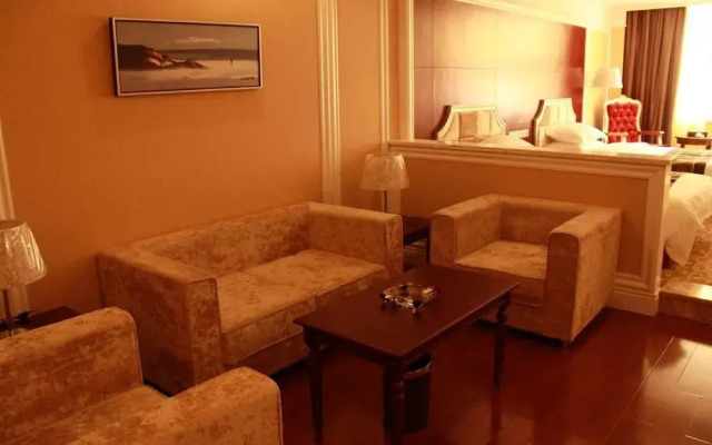 Oriental Luoma Hotel