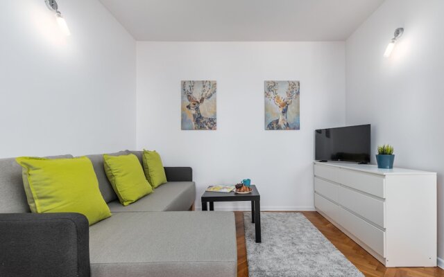 Little Home - Solec 79