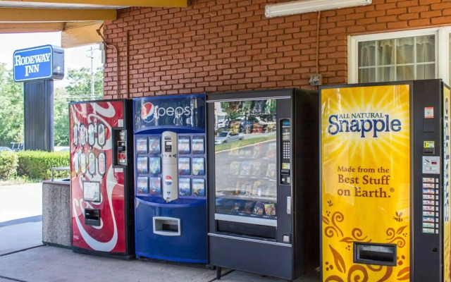 Rodeway Inn Huntington Station - Melville