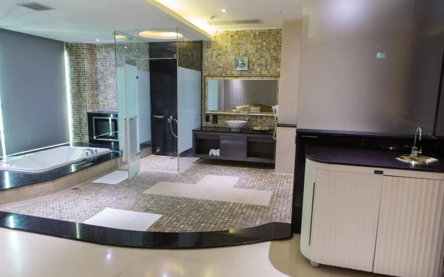 All-Ur Boutique Motel KaoHsiung Branch