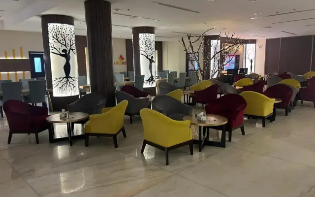 Lolia Hotel