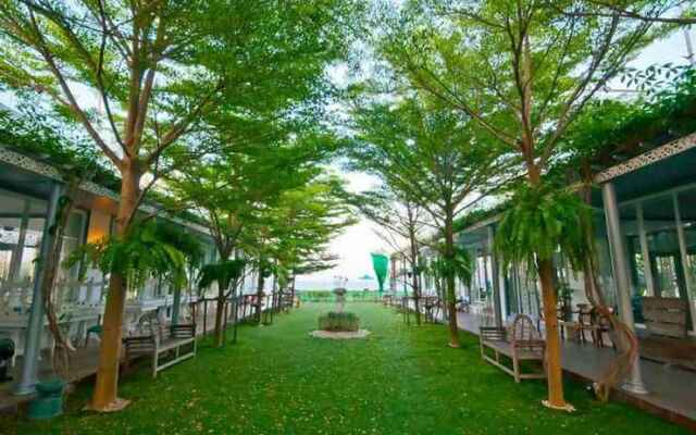 My Resort Huahin by Grandroomservices