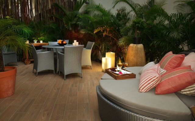 Magia Beachside Condo