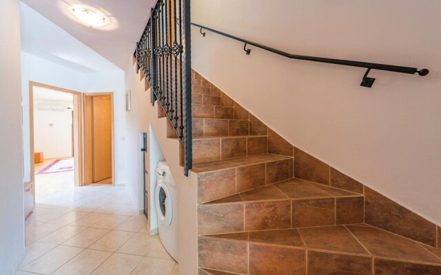 Stunning Home in Bonaci With Wifi and 3 Bedrooms