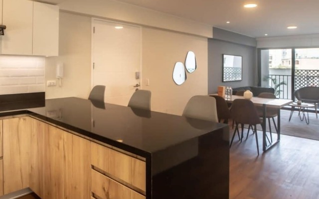 w Spotless 2BR With Balcony in Miraflores