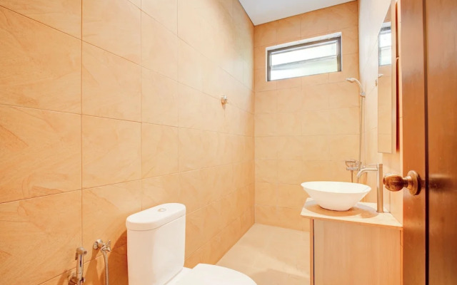 ZEN Rooms Terogong Near Pondok Indah