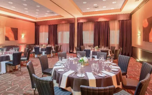 Crowne Plaza Boston Natick