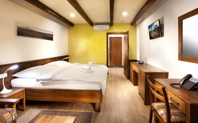 Hotel Kravi Hora