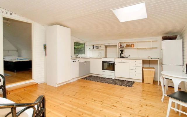 6 Person Holiday Home in Follenslev