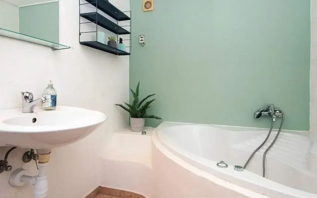 2 Person Holiday Home in Hojer
