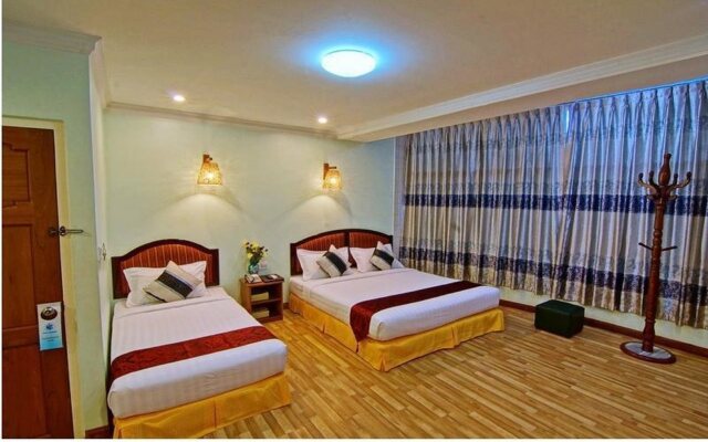 Hotel Chindwin