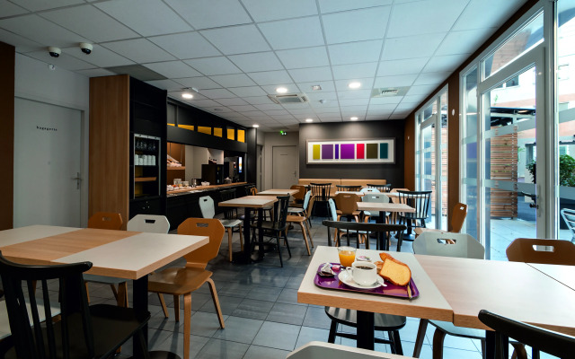 B&B HOTEL Lyon Caluire Cité Internationale