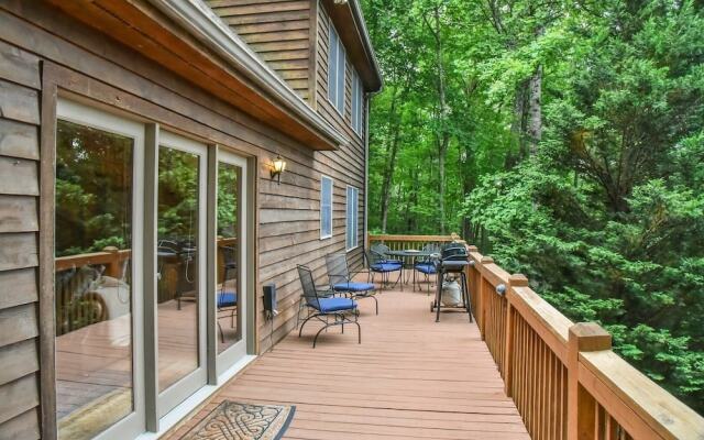 A Mountain Escapade 3 Bedroom Home