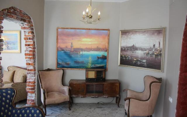 Bahaus Hostel
