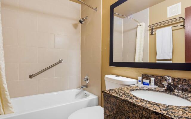 Spark by Hilton Eden Prairie
