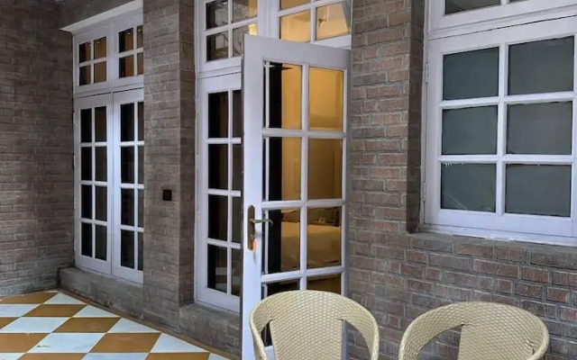 VILLA 33 Bed & Breakfast