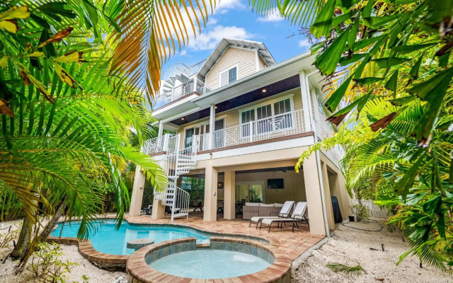Absolute Paradise Apartment 5
