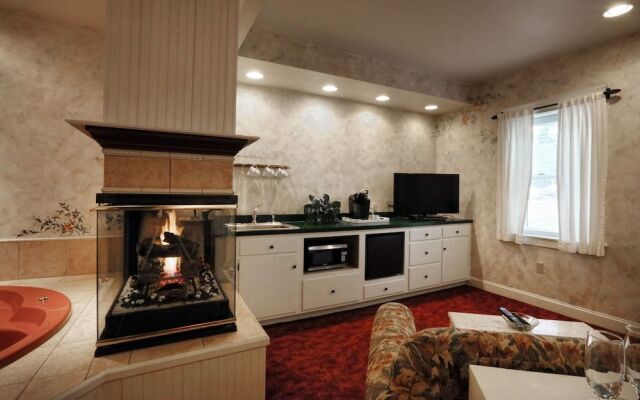 Olde Square Inn Bed and Breakfast