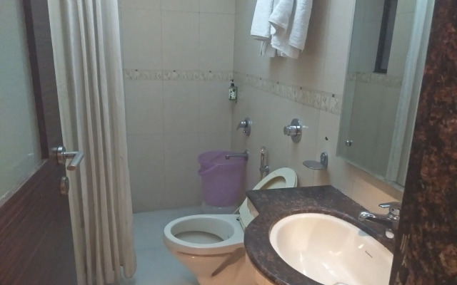 Hotel Basera